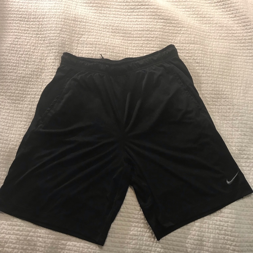 Nike Mens L athletic Dri-fit shorts